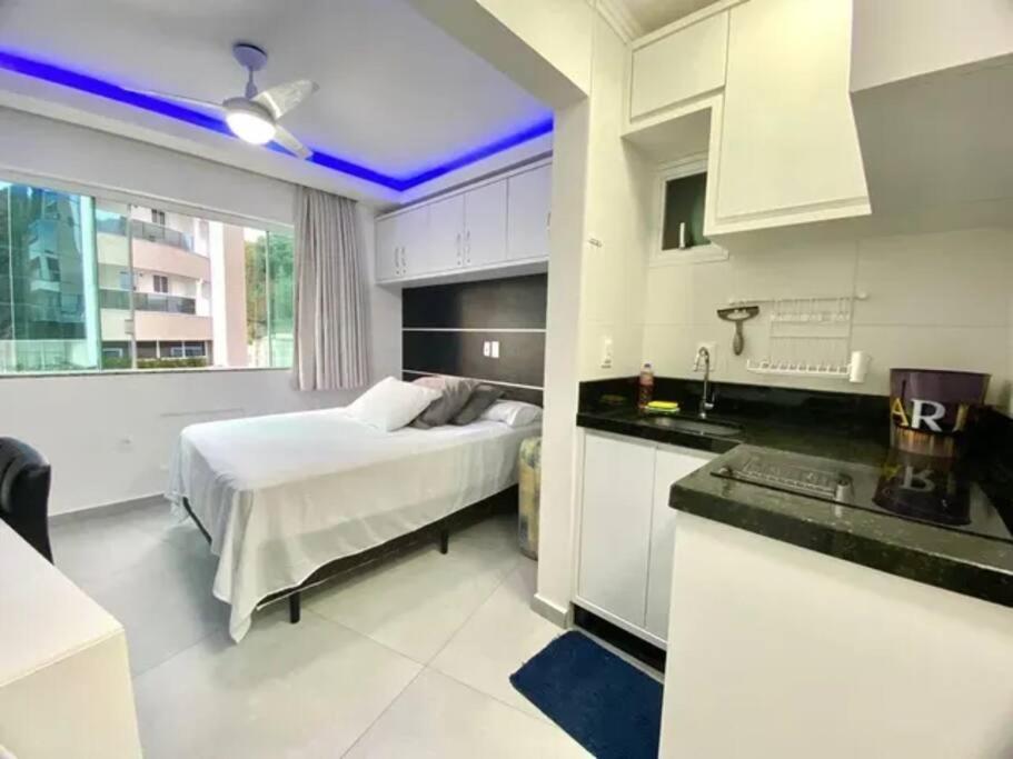 Kitnet Em Predio Com Vista Mar * Balneario Camboriu