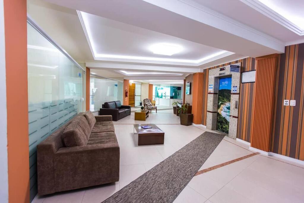 Kitnet Em Predio Com Vista Mar * Balneario Camboriu