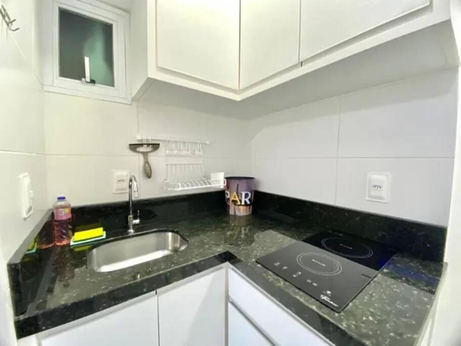 Kitnet Em Predio Com Vista Mar * Balneario Camboriu