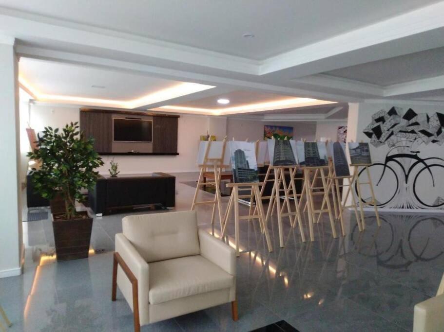 Kitnet Em Predio Com Vista Mar * Balneario Camboriu