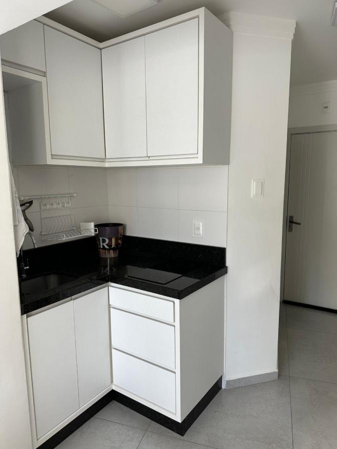 Kitnet Em Predio Com Vista Mar Balneario Camboriu
